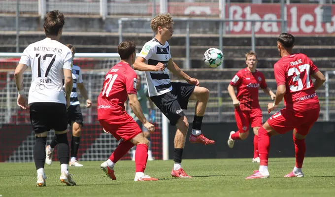 1:4-Niederlage bei Drittligist Würzburger Kickers